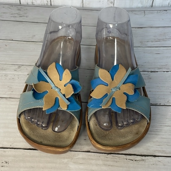Naot Shades of Blue and Beige Leather Flower Embellished Slide Sandals - Picture 3 of 12